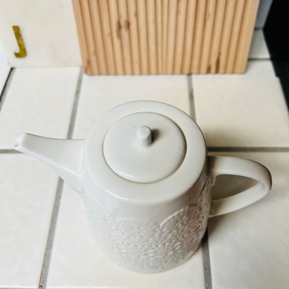 Teapot 🫖 - Picture 3 of 6